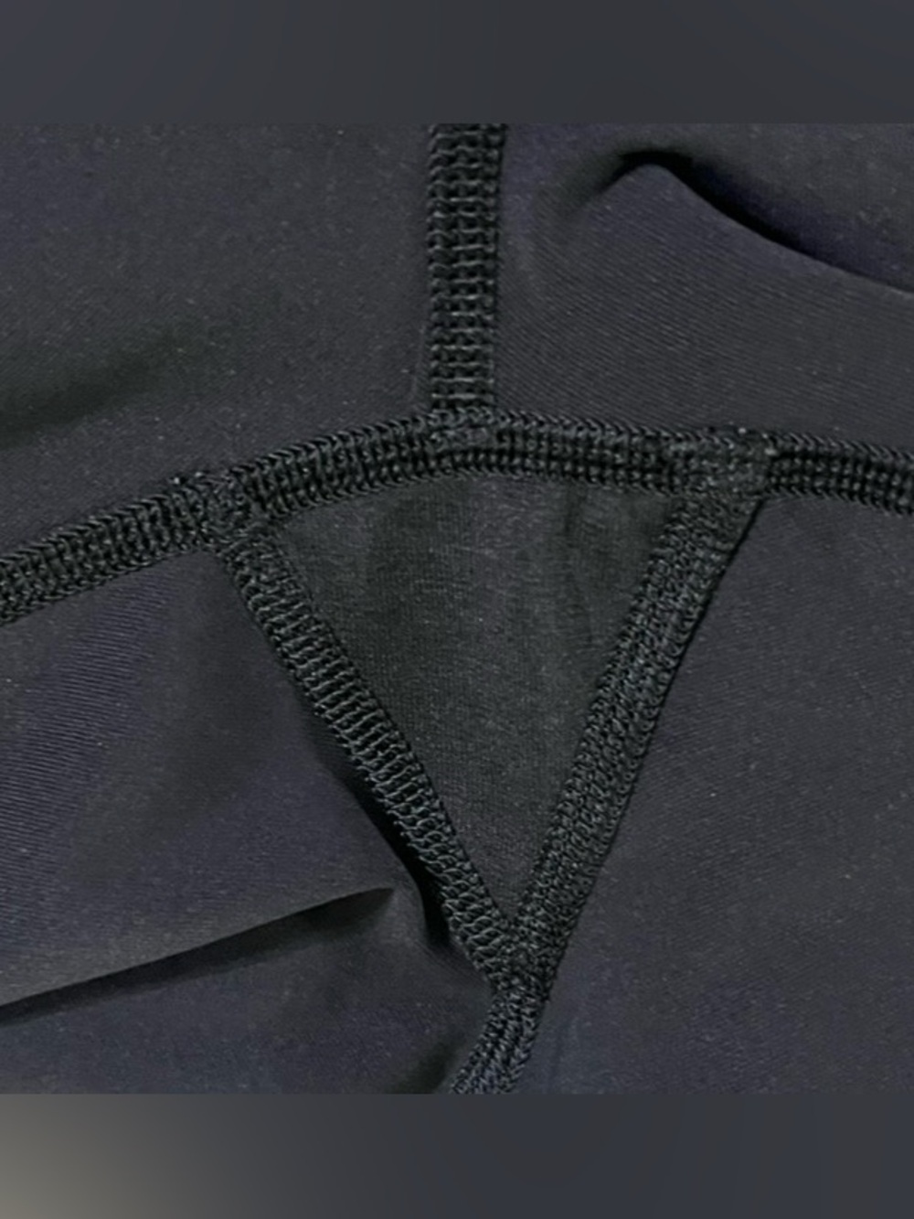 Lululemon Wunder Under Crop II - Picture 11 of 12